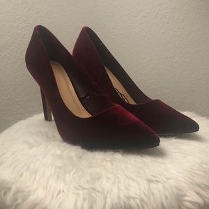 ☀️Velvet Pumps 💥